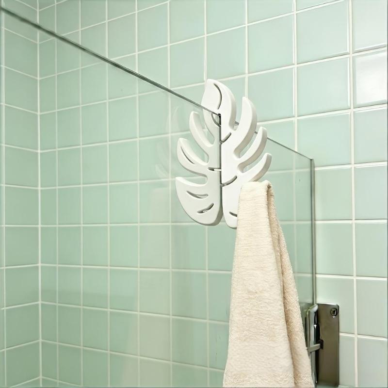 Green Monstera Leaf Over Showe - Jet Home Bathroom recension och pris